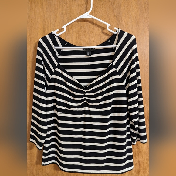 💥 Forever 21 top💥 size 2X black and white striped - Picture 1 of 7